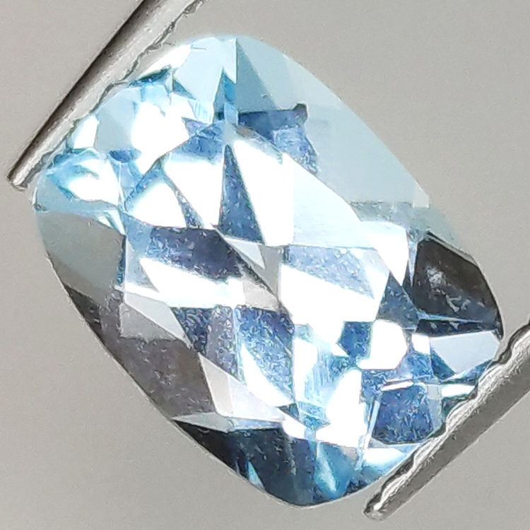 Cushion cut blue topaz 5x6mm 4pz