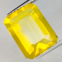 Taglio smeraldo con opale di fuoco da 3,75 ct 12,5x9,2x5,7 mm