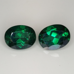 Green topaz oval cut 9x7mm 2pz