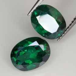 Topacio verde talla oval 9x7mm 2pz