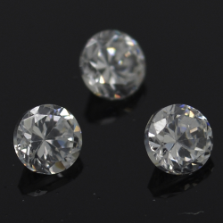 Colorless white topaz round cut 2.25-2.5mm 1ct