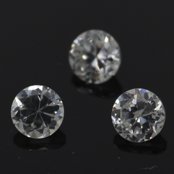 Colorless white topaz round cut 2.25-2.5mm 1ct