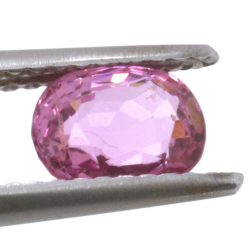 1,04ct.Spinel Oval Cut