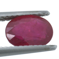 1,72ct Ruby Oval Cut