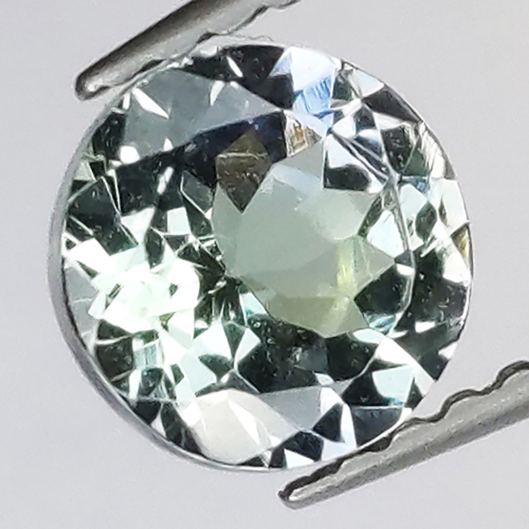 0,98ct Tansanit rundschliff 5x3mm