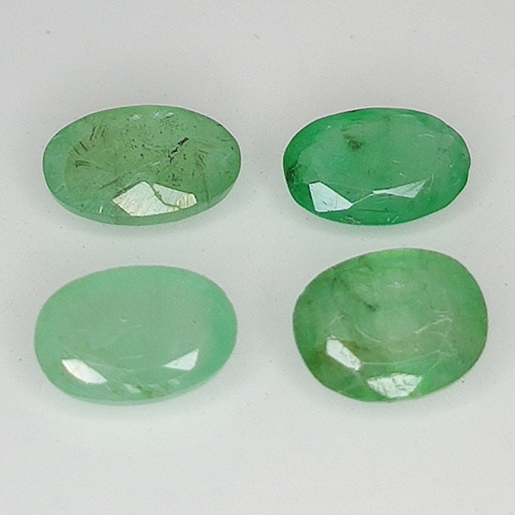 Oval cut emerald 6x4mm 5pz