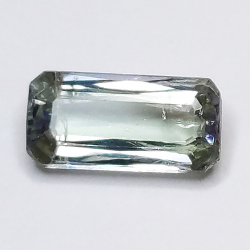 1.03ct Tansanit Grün smaragdschliff 8.5x4.3mm