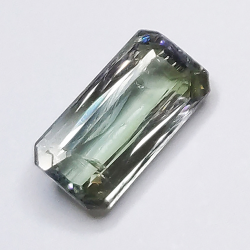 1.03ct Tansanit Grün smaragdschliff 8.5x4.3mm