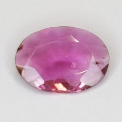 0.62ct Rubelit-Turmalin oval schliff 7.7x5.6mm