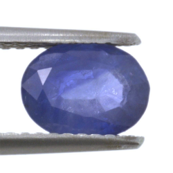 Saphir bleu 1,35 ct taille ovale 7,77x5,86 mm