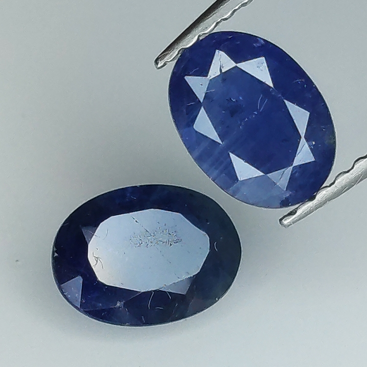 Blue sapphire oval cut 7x5mm 2pz