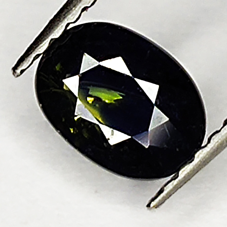 0,88ct Party-Saphir ovalschliff 6x5mm