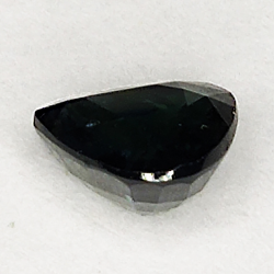 1,37ct  Saphir Fête coupe poire 6x6mm