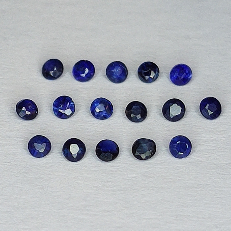 Coupe ronde saphir bleu 1.5-1.7mm 1ct