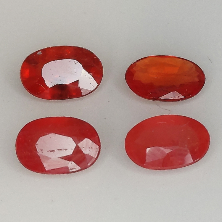 Orange sapphire oval cut 6x4mm 4pz