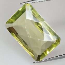 Emerald cut lemon quartz with checkerboard 18x12mm 2pz