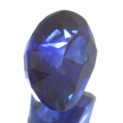 1,01 ct blauer Saphir im Ovalschliff 6,41 x 4,98 mm