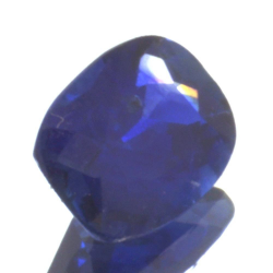 Zaffiro blu a taglio ovale da 0,64 ct, 6,05 x 4,42 mm