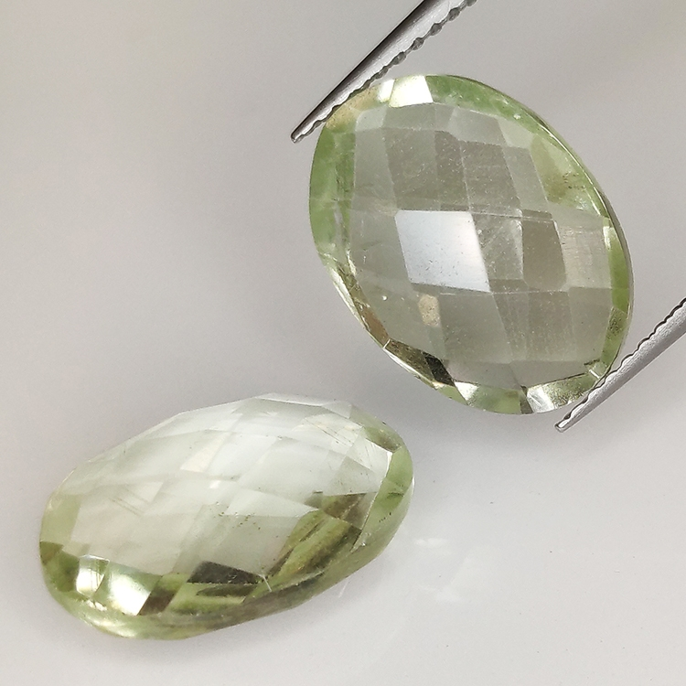 Green amethyst (prasiolite) oval cut with checkerboard 14x10mm 4pz