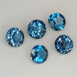 Topacio Londres azul talla redonda 3.8-4.3mm 1ct