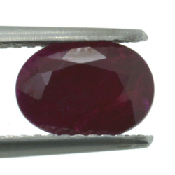 1,88ct Ruby Oval Cut