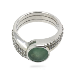 Emerald & 925 Sterling Silver Ring