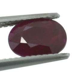 1,88ct Ruby Oval Cut