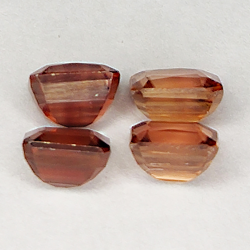 3.60ct Zircone Arancione taglio smeraldo 5.2x4.0mm 4pz