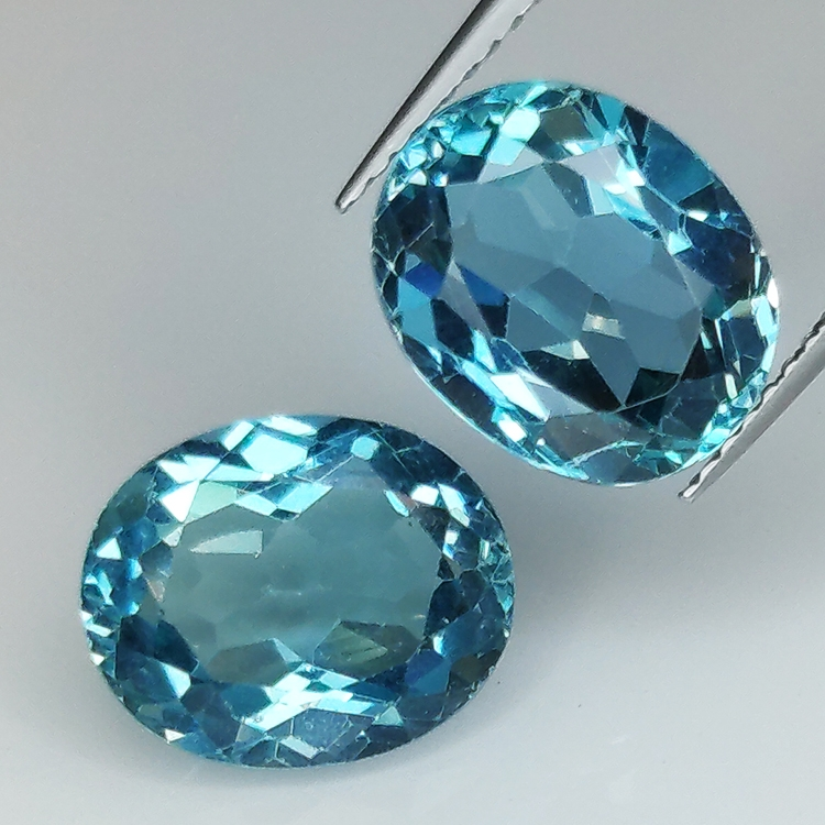 London blue topaz oval cut 11x9mm 1pz