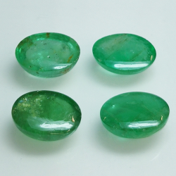 Smaragd ovales Cabochon 8 x 6 mm 1pz