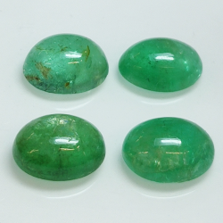 Cabochon ovale émeraude 8 x 6 mm 1pz