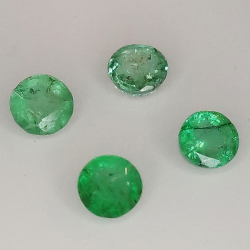 Round cut emerald 3.4mm 1ct