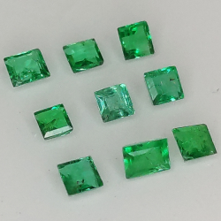 Princess cut emerald 1.7-2.5mm 1ct