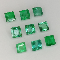 Princess cut emerald 2.0-2.5mm 1ct