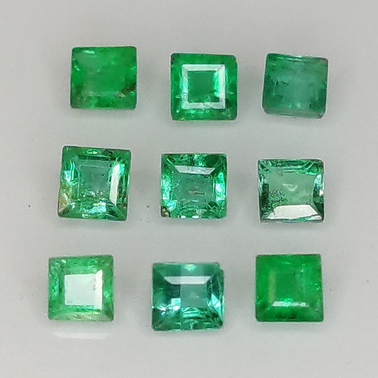 Princess cut emerald 2.0-2.5mm 1ct