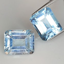 Topaze bleue taille émeraude 11x9mm 1pz