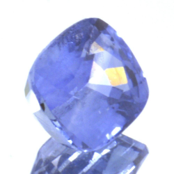 1,07 ct blauer Saphir im Kissenschliff, 5,78 x 5,00 mm