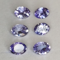 Tanzanite ovale coupe 4x3mm 1ct