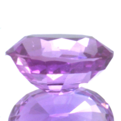 0,79 ct rosa Saphir im Ovalschliff 5,79 x 4,77 mm