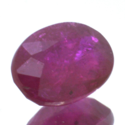 1,21ct Ruby Oval Cut