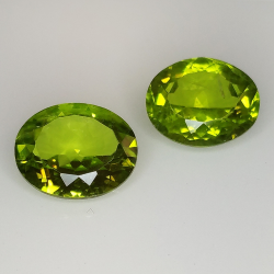 Peridoto talla oval 11x9mm 1pz