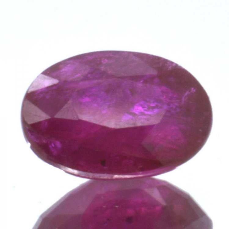 1,21ct Ruby Oval Cut