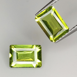 Peridoto talla esmeralda 7x5mm 1pz