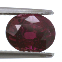 Tourmaline ovale de 1,92 ct, taille 7,82x6,48 mm