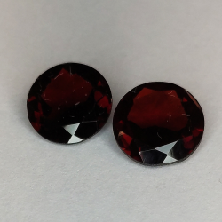 Garnet round cut 8 mm 1pz