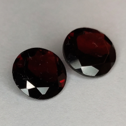 Garnet round cut 8 mm 1pz