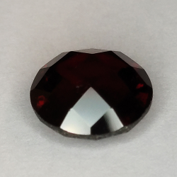 Garnet round cut double checkerboard 10mm 1pz