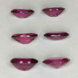 Rhodolite garnet oval cut 6x4mm 1pz