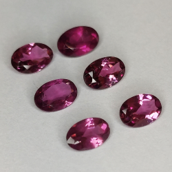 Granate rodolita talla oval 6x4mm 1pz