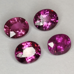 Rhodolite garnet oval cut 6x5mm 1pz